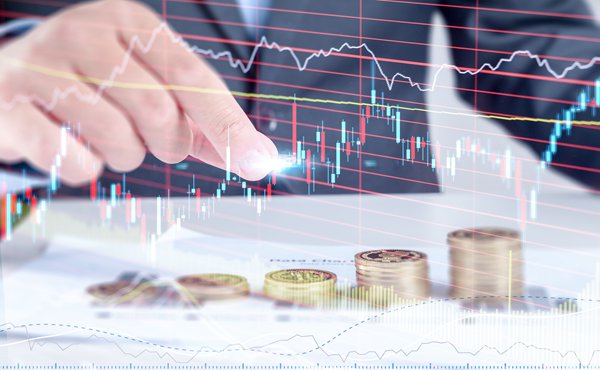 新同学是“机器人”!广东中小学开学首日花式“整活”